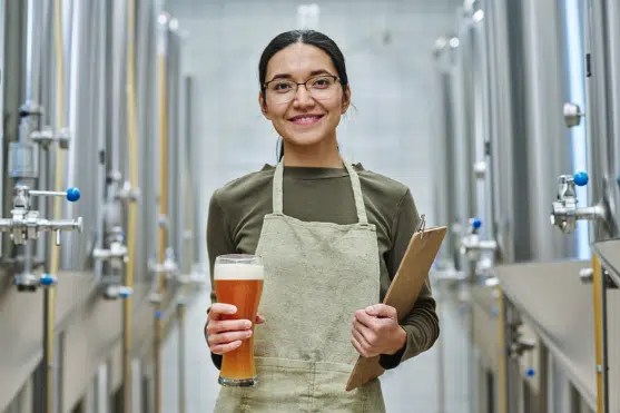 Frauen in Schweizer Brauereien: Brauerinnen, Kreative und Pionierinnen der Craft-Beer-Szene